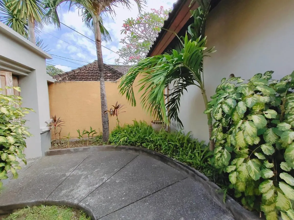 Glafenia Villa Seminyak 0*,  Indonesien